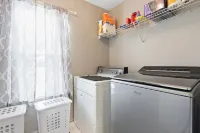Hephzibah Unique Comfortable 4br Retreat For 8 4 Bedroom Home - balcony