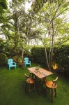 Vistamar Guest House - parking