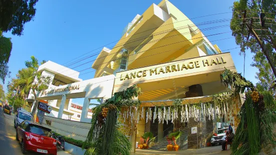 Hotel Lance International