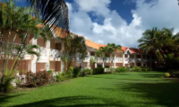 Coco Reef Resort & Spa Hotels in 