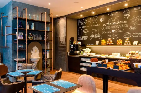 Motel One Stuttgart-Bad Cannstatt Отели рядом с достопримечательностью «оз. Макс-Айт»