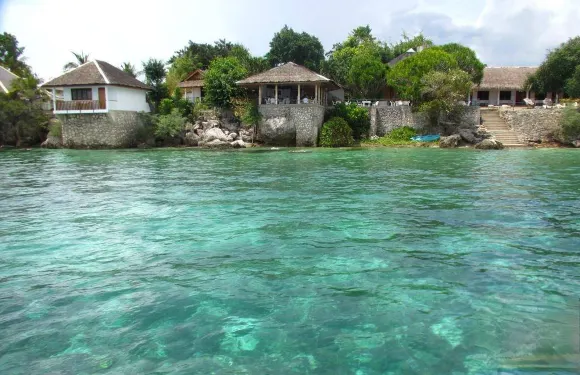 旅人海灘簡易別墅度假村