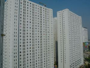 2Br Bassura City Apartment Pool View Near Bassura Mall