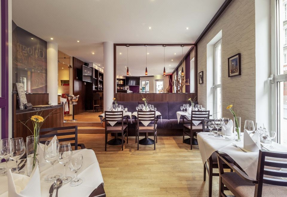 Mercure Hotel Koeln City Friesentrasse Over view