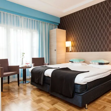 Elite Hotel Marina Plaza
