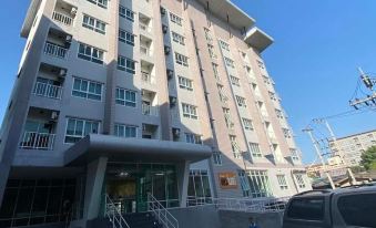 The Most Hotel - Housity