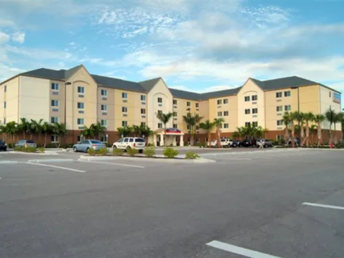 Candlewood Suites FORT MYERS-SANIBEL GATEWAY by IHG