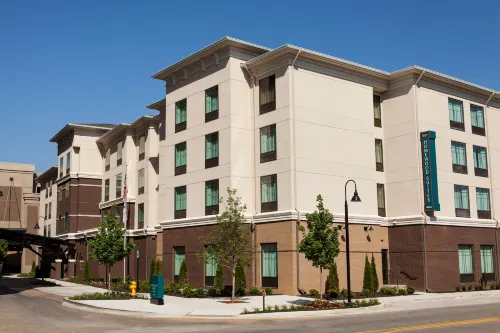Homewood Suites by Hilton Huntsville Downtown - Parking