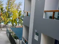Coconut Tree Hulhuvilla Beach Hotels near Furanafushi
