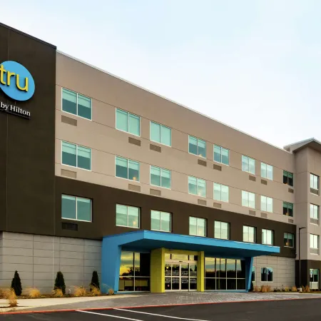 Tru by Hilton Staunton