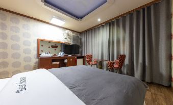 Asan Oncheon Spa Valley