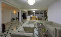 Zarafshan Grand Hotel Fiez Hotel di Navoi