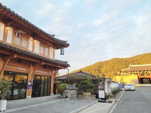 Naju Seomunan Hanok Stay