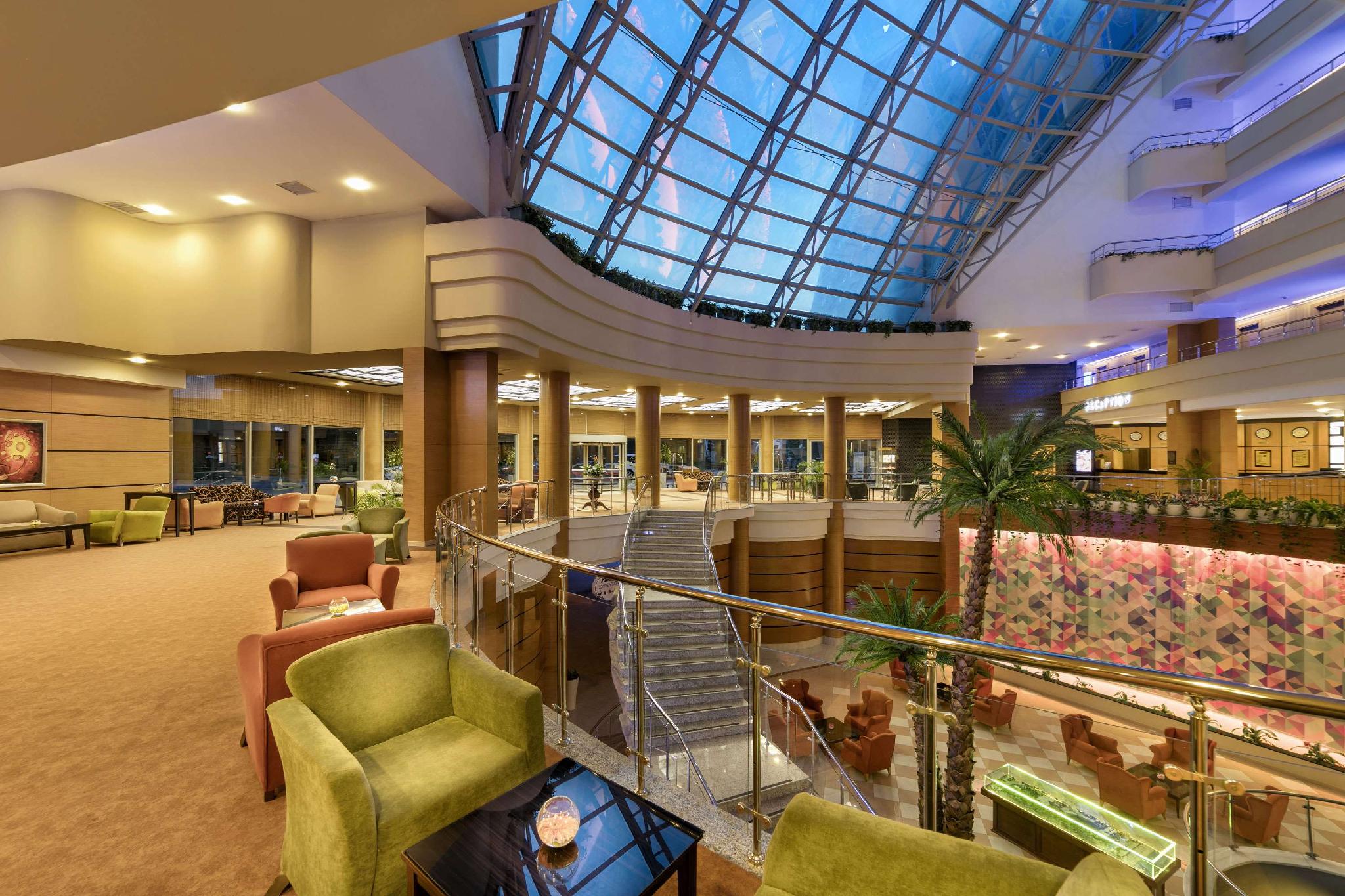 Maritim Pine Beach Resort Belek