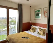 The People - Paris Nation Hotels in 
