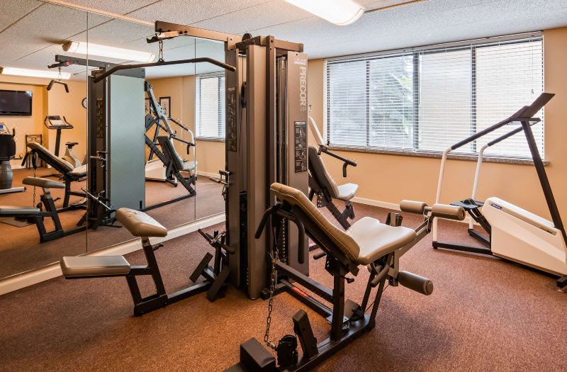 Best Western East Towne Suites photo 4