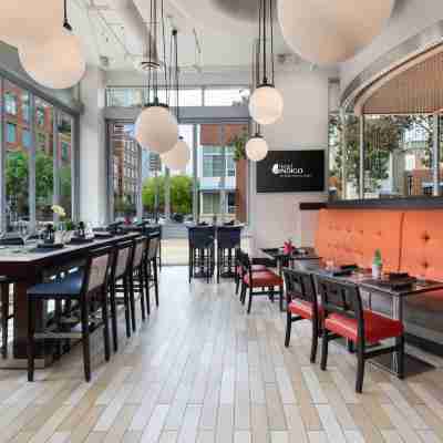 Hotel Indigo San Diego-Gaslamp Quarter Dining/Meeting Rooms