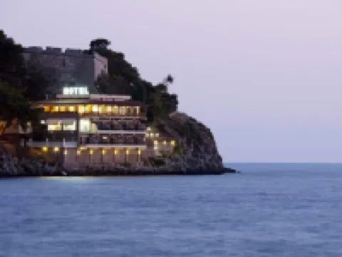 カラリス ビーチ ホテル ピュロスのホテル