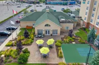 Homewood Suites by Hilton Toronto-Oakville Hotel dekat Sheridan College