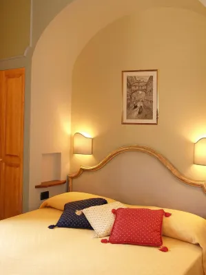 Beautiful Budget Double Room