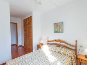 Near the Beach, with A Communal Pool - Apartment Costa Arenal 23