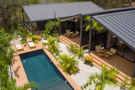 3 Favela Chic Tamarindo Adults Only Bungalow