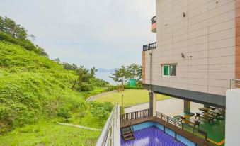 Geojedo Nomad Pension