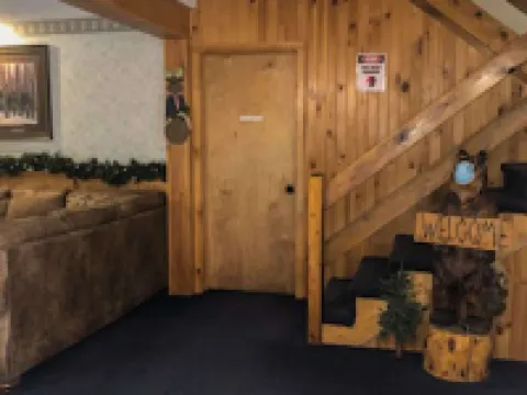 Adirondack Lodge Old Forge Hotels in Webb