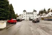 Barony Castle Hotel - parking