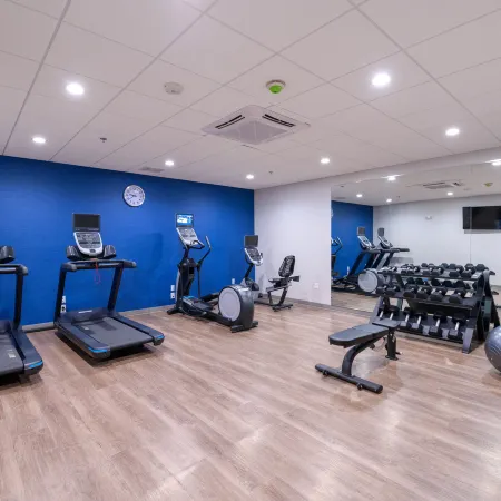 Holiday Inn Express & Suites DAYTON EAST - BEAVERCREEK by IHG