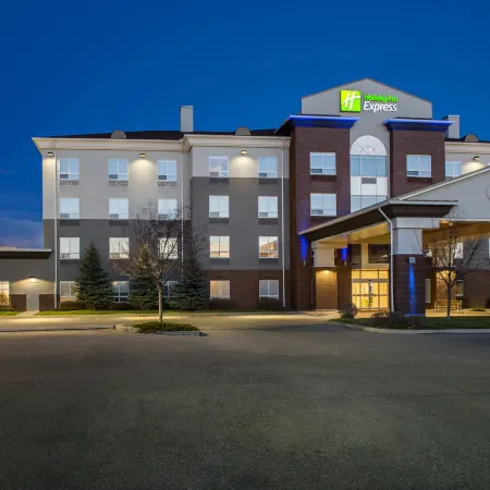 Holiday Inn Express & Suites AIRDRIE-CALGARY NORTH by IHG