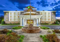 Holiday Inn Express & Suites MORRISTOWN by IHG Hotels in Morristown