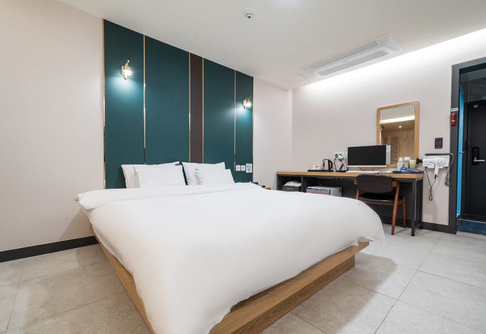 T7호텔의 모던한 로비 또는 복도 이미지