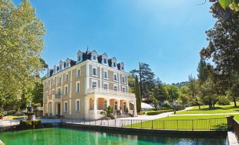Club Vacances Bleues Domaine de Chateau Laval - Housity