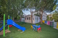 Bendis Beach Hotel