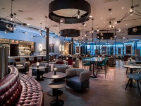 โรงแรมราดิสสัน เรด, สนามบินออสโล โรงแรมในUllensaker