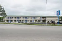 Motel 6 Kansas City, MO - Airport Отели в г. Канзас-Сити