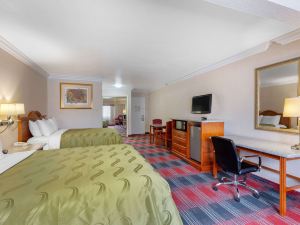 Quality Inn & Suites Oceanside Near Camp Pendleton