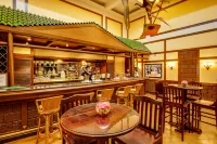 The LaLiT Golf & Spa Resort Goa - bar