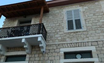 Immaculate 4-Bed House in Pissouri