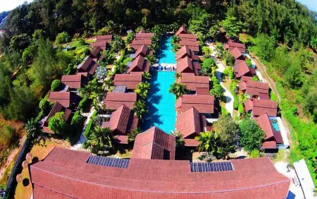 L'Esprit de Naiyang Beach Resort