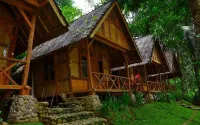 Arus Liar Hotels in Cikidang