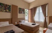 Daily Home Hotels in Cidadap