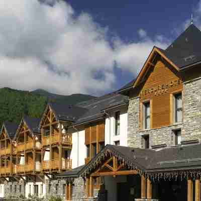 Mercure Peyragudes Loudenvielle Pyrénées Hotel Exterior