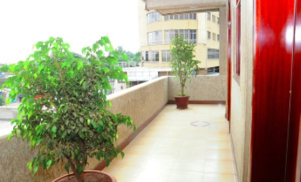 Blue Wave Hotel - Housity