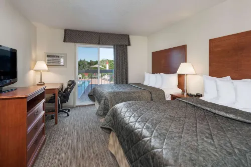Travelodge by Wyndham Gananoque Hotels in Leeds and the Thousand Islands