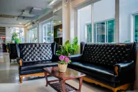 ADD Plus Hotel & Spa Hotel di Phuket