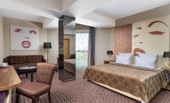 Denart Hotel