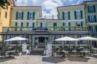 Hotel Pesce d'Oro Hotel in zona Suna Beach - Pool & Lounge Bar
