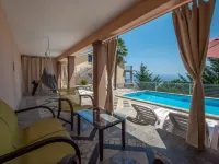 La Mer - Homestays